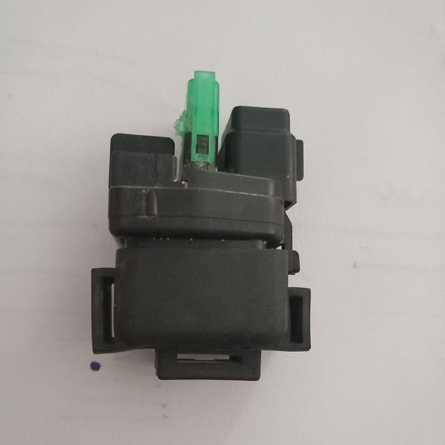 Relé arranque Suzuki LTZ400