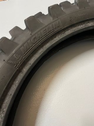 Neumático MICHELIN 110/80-19 Cross AC10