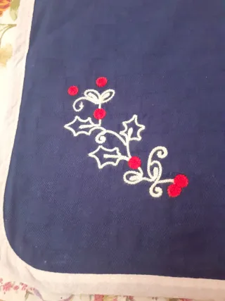 Striscia natalizia con agrifoglio