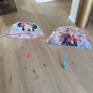Paraguas Frozen y Minnie para niña.