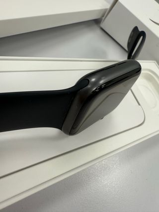 Apple Watch SE 44mm Space Gray