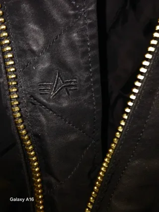 Chaqueta Alpha Industries Negra