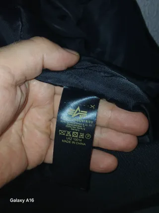 Chaqueta Alpha Industries Negra