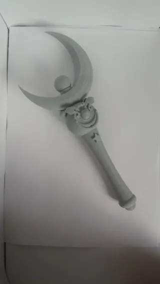 Cetro Lunar Sailor Moon Cosplay