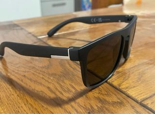 2 pares de Gafas de sol hombre negras y plateadas