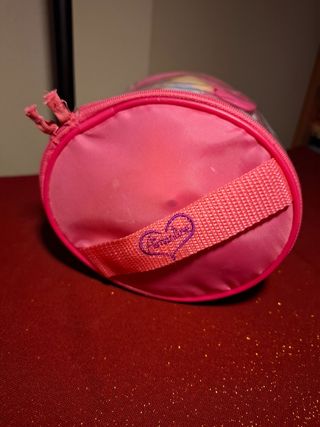 Muñeco con accesorios de baño