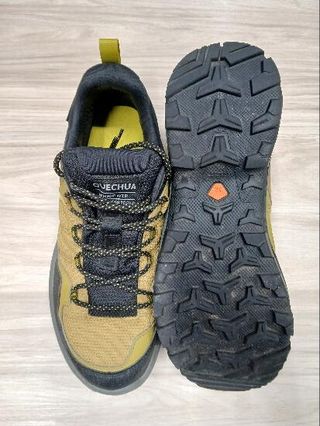 Zapatillas de senderismo caña baja impermeables hombre,