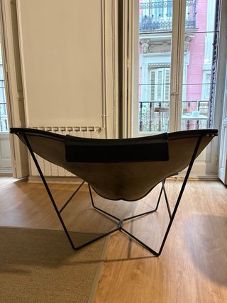 Sillón 501 Semana piel negra Hábitat