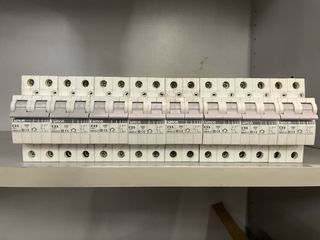 Magnetotermicos Simon C25 25A (x8)