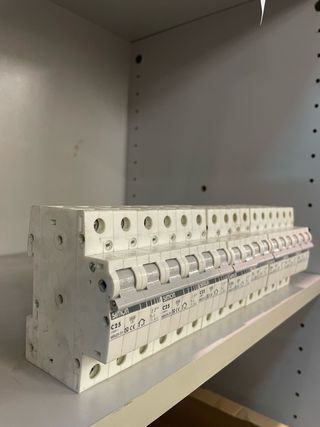 Magnetotermicos Simon C25 25A (x8)