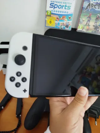 Nintendo Switch OLED + Giochi