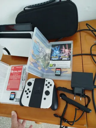 Nintendo Switch OLED + Giochi