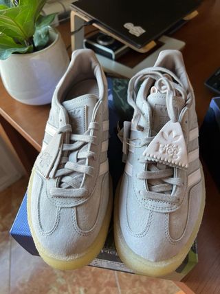 Zapatillas Adidas x Fleg Beige Talla 39