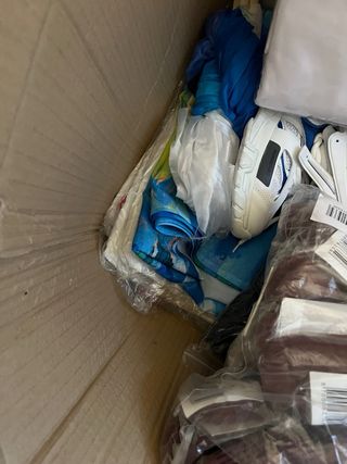 Caja de ropa variada200