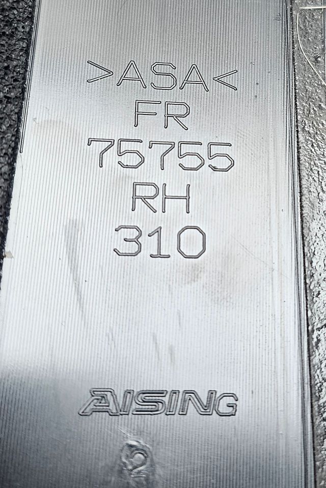 75755RH310 Embellecedor exterior B DCH Toyota RAV4