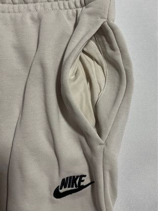 Pantalón chándal Nike vintage white