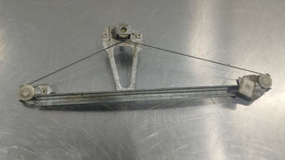 ELEVALUNAS TRASERO DERECHO MERCEDES-BENZ CLASE 12