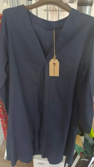 Vestido manga larga, azul marino.