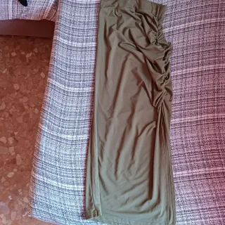 Falda tubo Shein caqui Talla XS