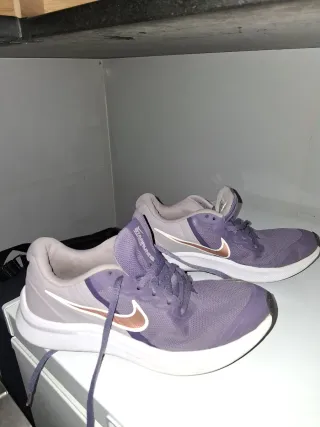 Zapatillas Nike Mujer Talla 38.5 Morado
