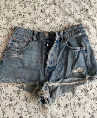 Shorts vaqueros desgastados