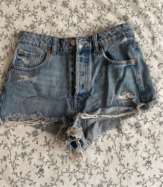 Shorts vaqueros desgastados