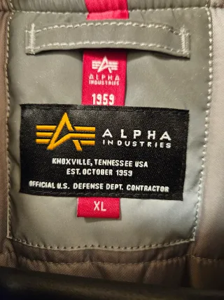 Chaqueta Alpha Industries NASA Reflectante