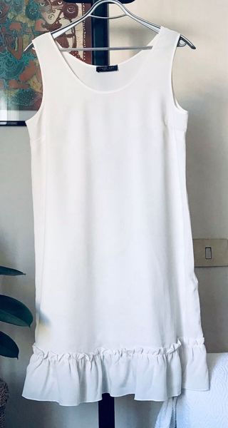 Abito Twin Set bianco con balza