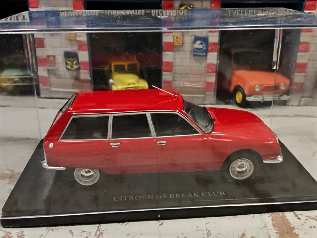 Réplica em escala do Citroën GS Break Club Rojo