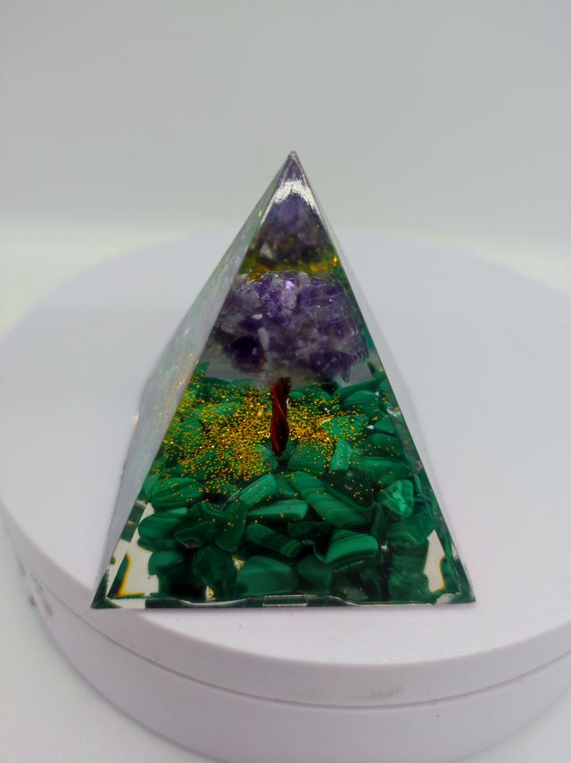Piramide Zen Malachite Ametista