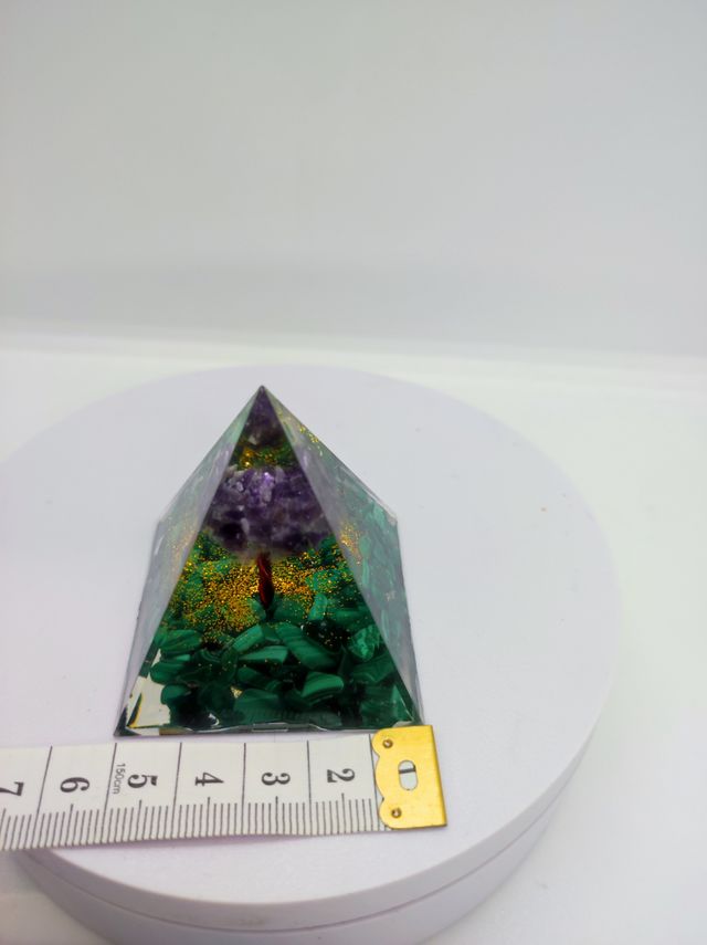 Piramide Zen Malachite Ametista