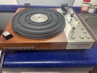 Tocadiscos Marantz 6300