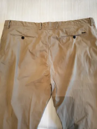 Pantalón camel Massimo Dutti