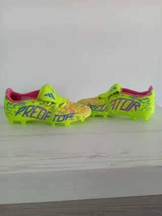 Botas de fútbol Adidas Predator