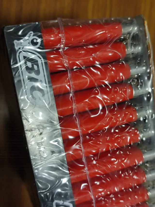 Confezione da 50 accendini BIC Mini Rosso