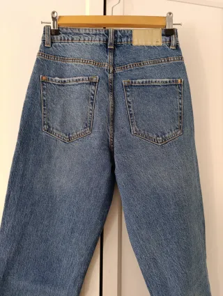 Pantalón vaquero Zara azul