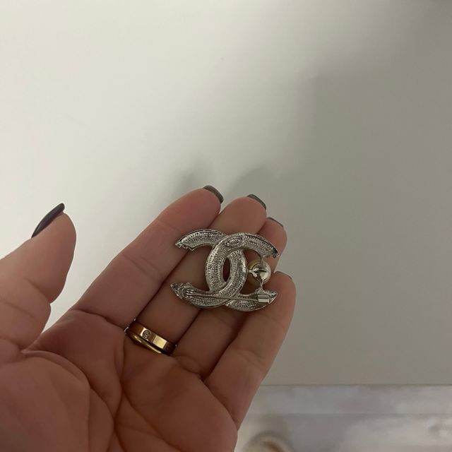 Spilla Chanel CC Logo Oro Argento