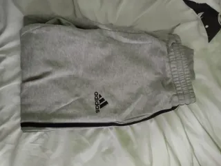 Pantalones chándal Adidas grises mujer