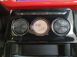 DS DS 3 Ines de la Fressange