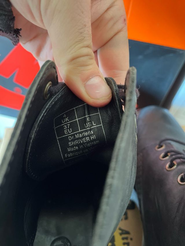 Dr. Martens Shriver Stivali