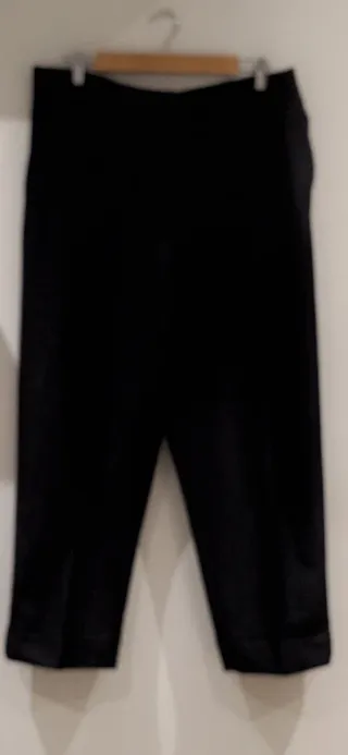 Pantalón pinzas Zara gris