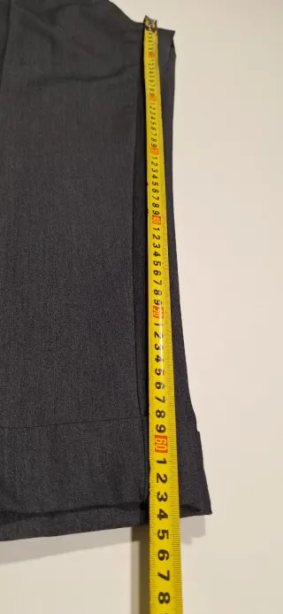 Pantalón pinzas Zara gris