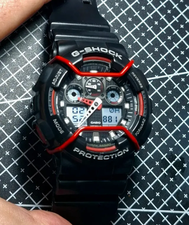 Reloj Casio G-Shock Negro y Rojo
