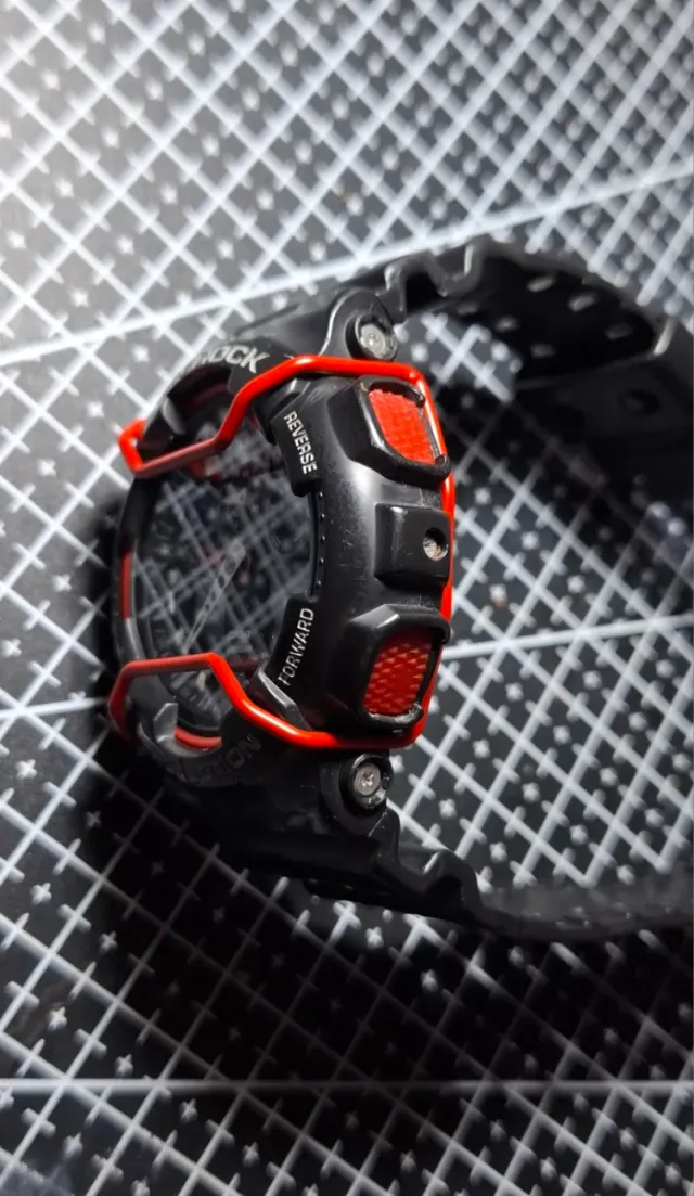 Reloj Casio G-Shock Negro y Rojo