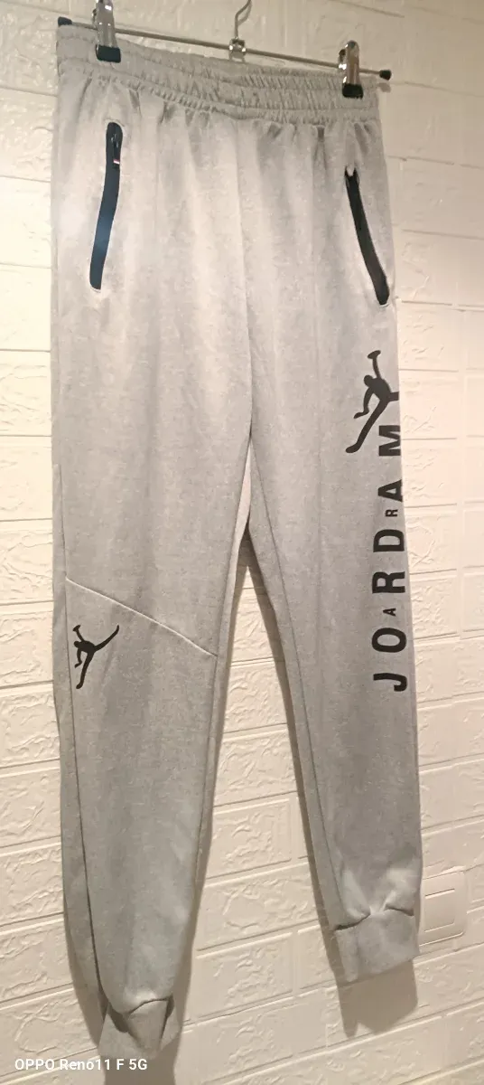 Pantalón Jordan Gris con Cremallera