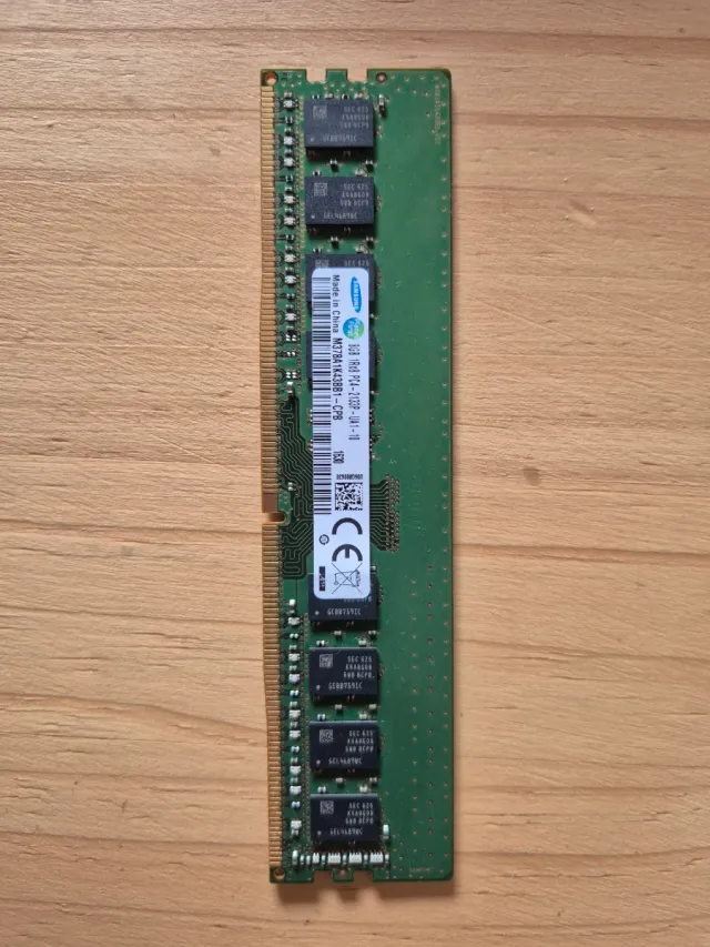 3x Módulos RAM Samsung DDR4 8GB 2133MHz