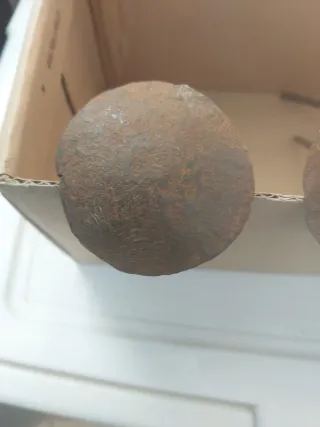 Clavos antiguos decorativos.