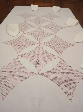 Mantelería bordada a mano Lino Lagartera desilada