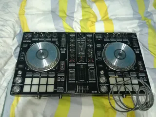 Controlador DJ Pioneer DDJ-SR Negro