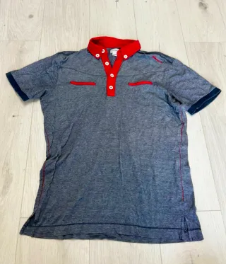 Maglia uomo grigia con dettagli rossi